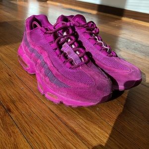 WMNS Air Max 95 Vivid Grape 8.5